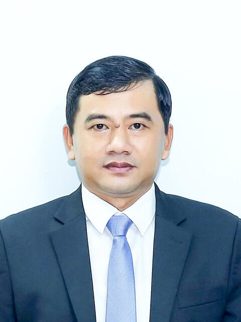 NGUYỄN XUÂN VĨNH
