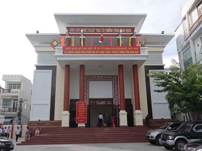 Bình Định: Xúc tiến tour đưa du khách đến xem nghệ thuật tuồng và bài chòi - ảnh 1