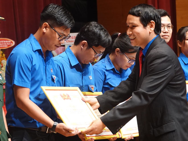 Anh Nguyễn Tường Lâm dự lễ kỷ niệm 90 năm ngày thành lập Đoàn tại Bình Định - ảnh 4