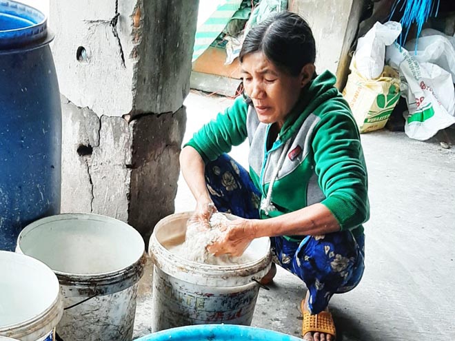 Các làng nghề ở Bình Định tất bật vào vụ tết - ảnh 2