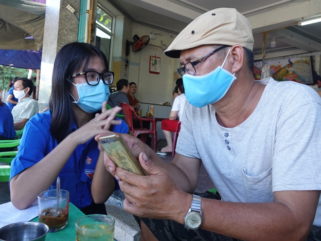 Bình Định: Thanh niên tình nguyện Tiếp sức mùa thi gắn với phòng dịch Covid-19 - ảnh 2