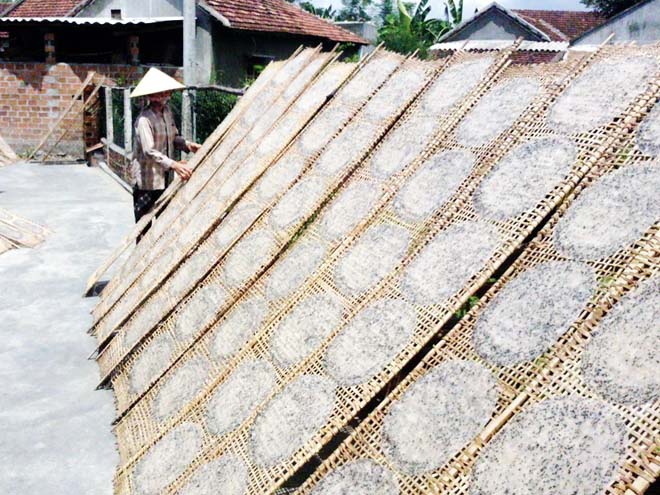 Các làng nghề ở Bình Định tất bật vào vụ tết - ảnh 9