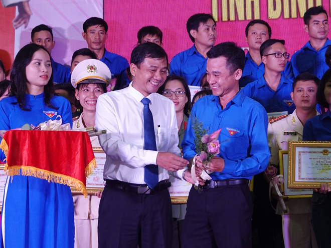Bình Định: Tuyên dương 80 thanh niên tiêu biểu làm theo lời Bác - ảnh 1