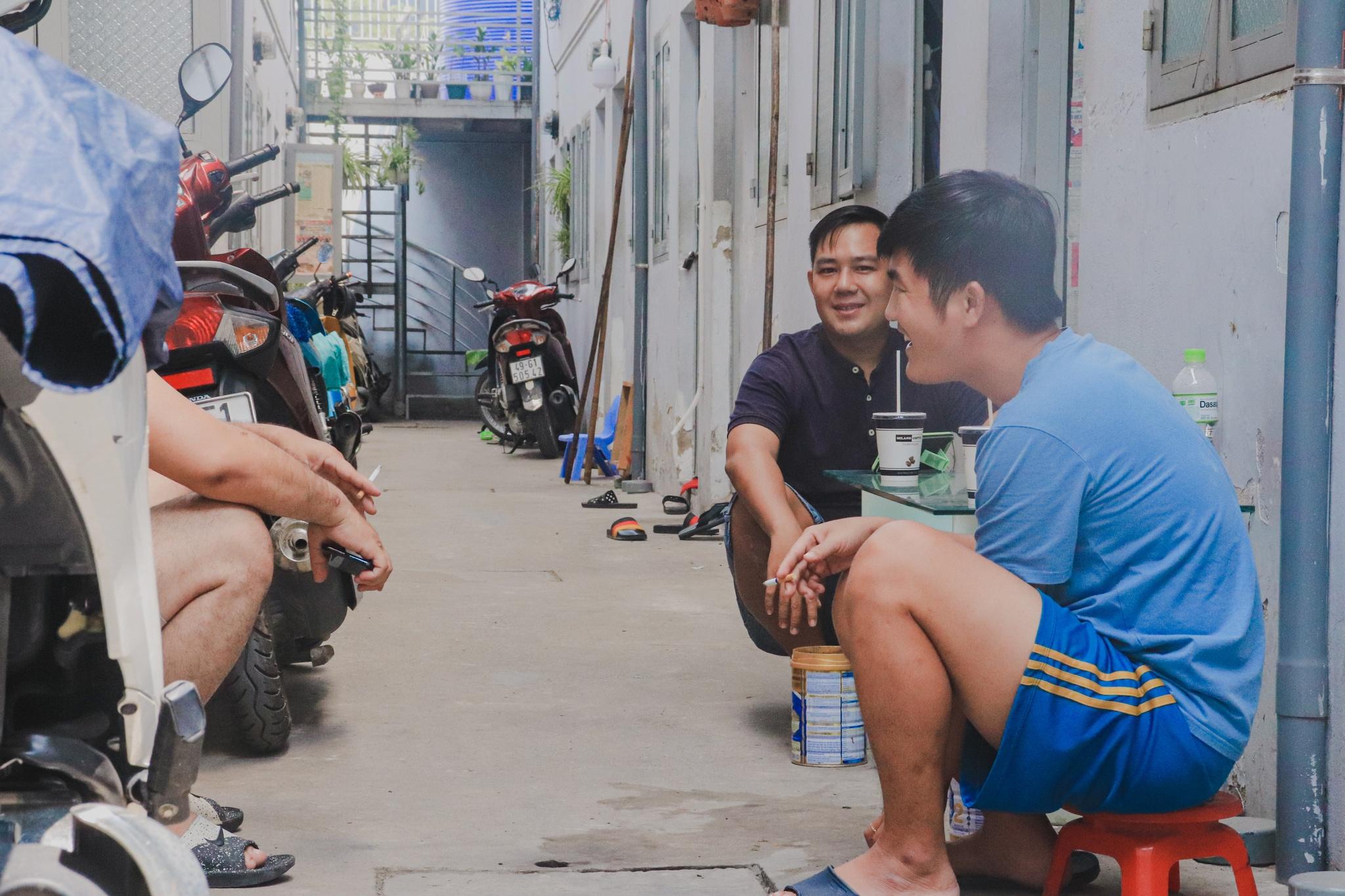 Nhà trọ 'độc, lạ' ở TP.HCM: Ông chủ quê Bình Định với độ chơi sộp miễn chê - ảnh 3