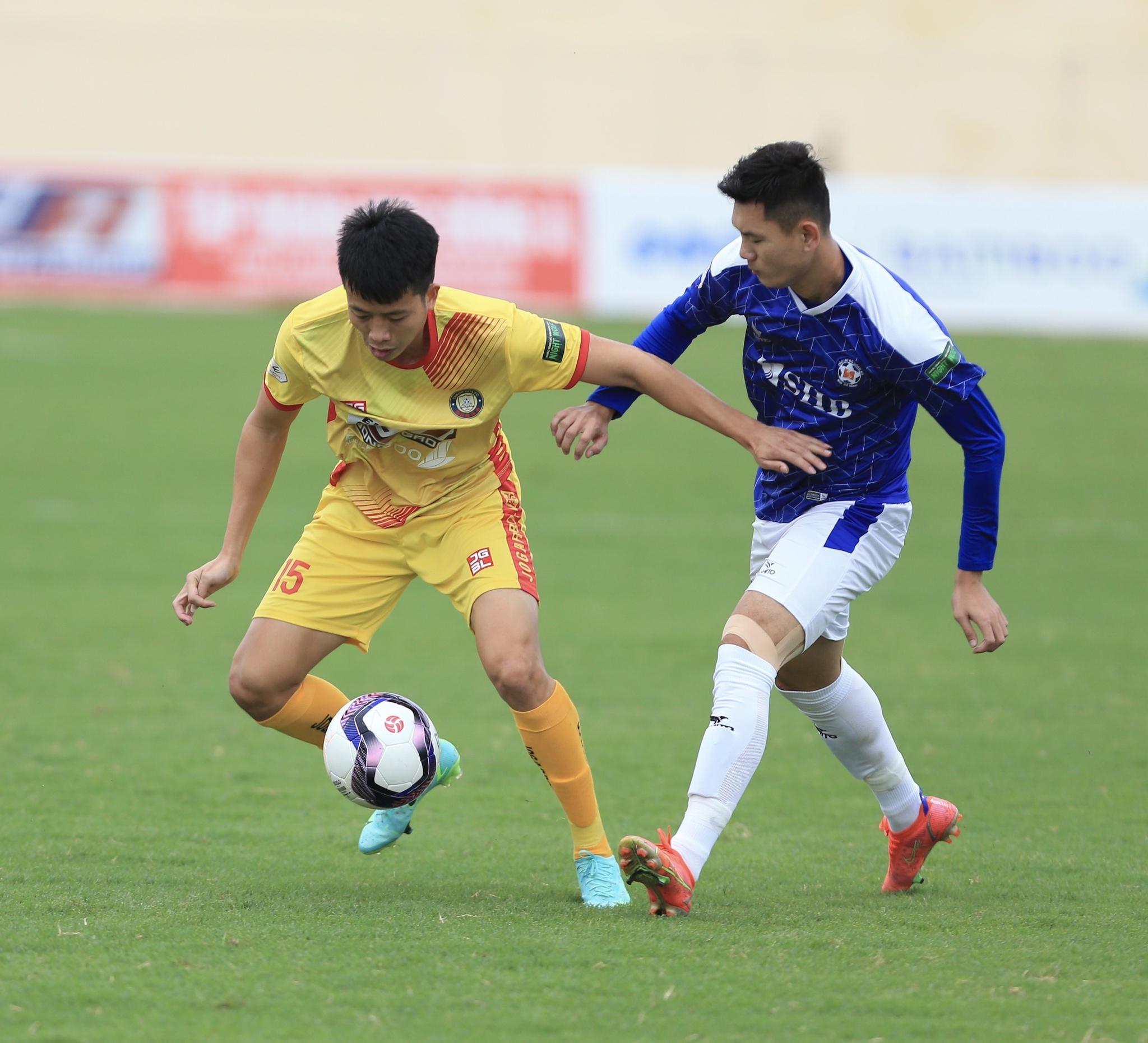 Bình Định lại thắng lớn trong đội hình tiêu biểu vòng 4 V-League - ảnh 7
