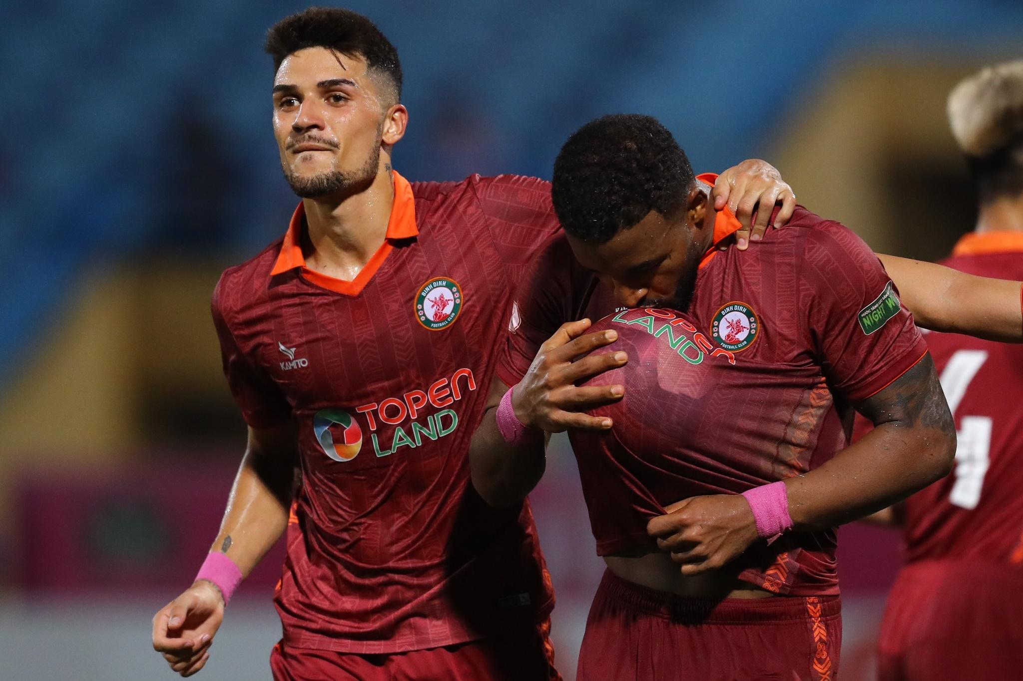 Kết quả Hà Nội FC 0-3 CLB Bình Định: Rafaelson lập hat-trick, Duy Mạnh nhận thẻ đỏ - ảnh 20