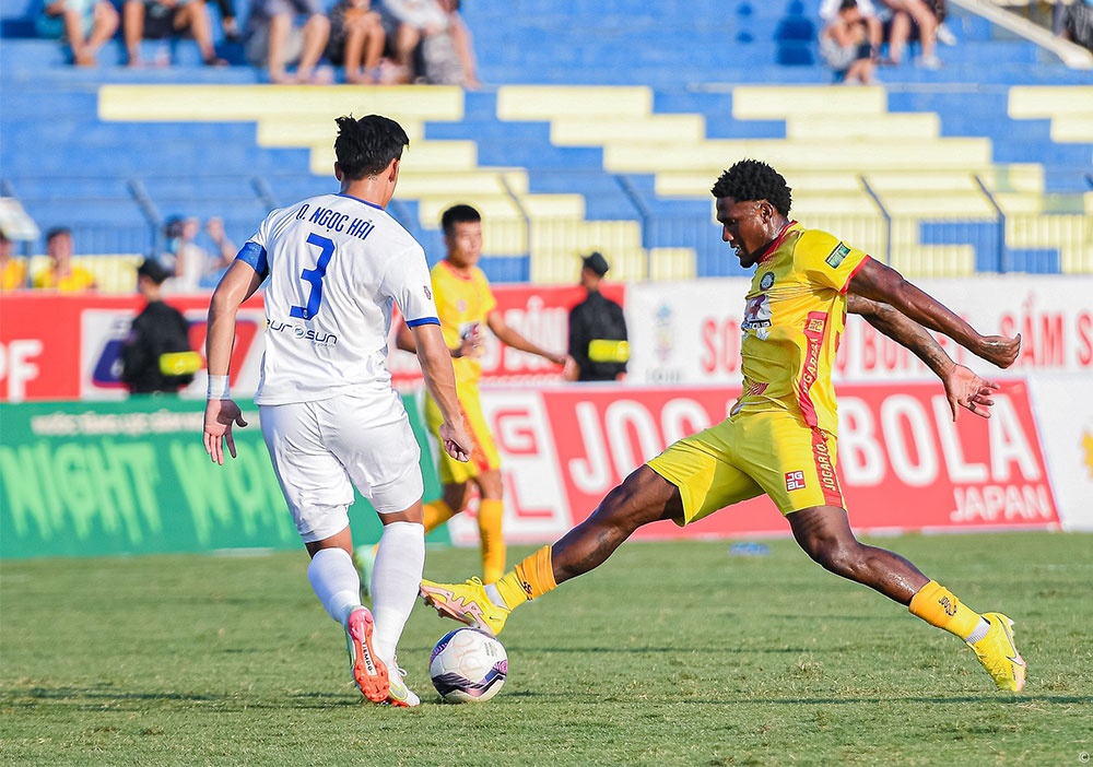 Bình Định và Bình Dương thắng lớn đội hình tiêu biểu vòng 15 V-League - ảnh 9