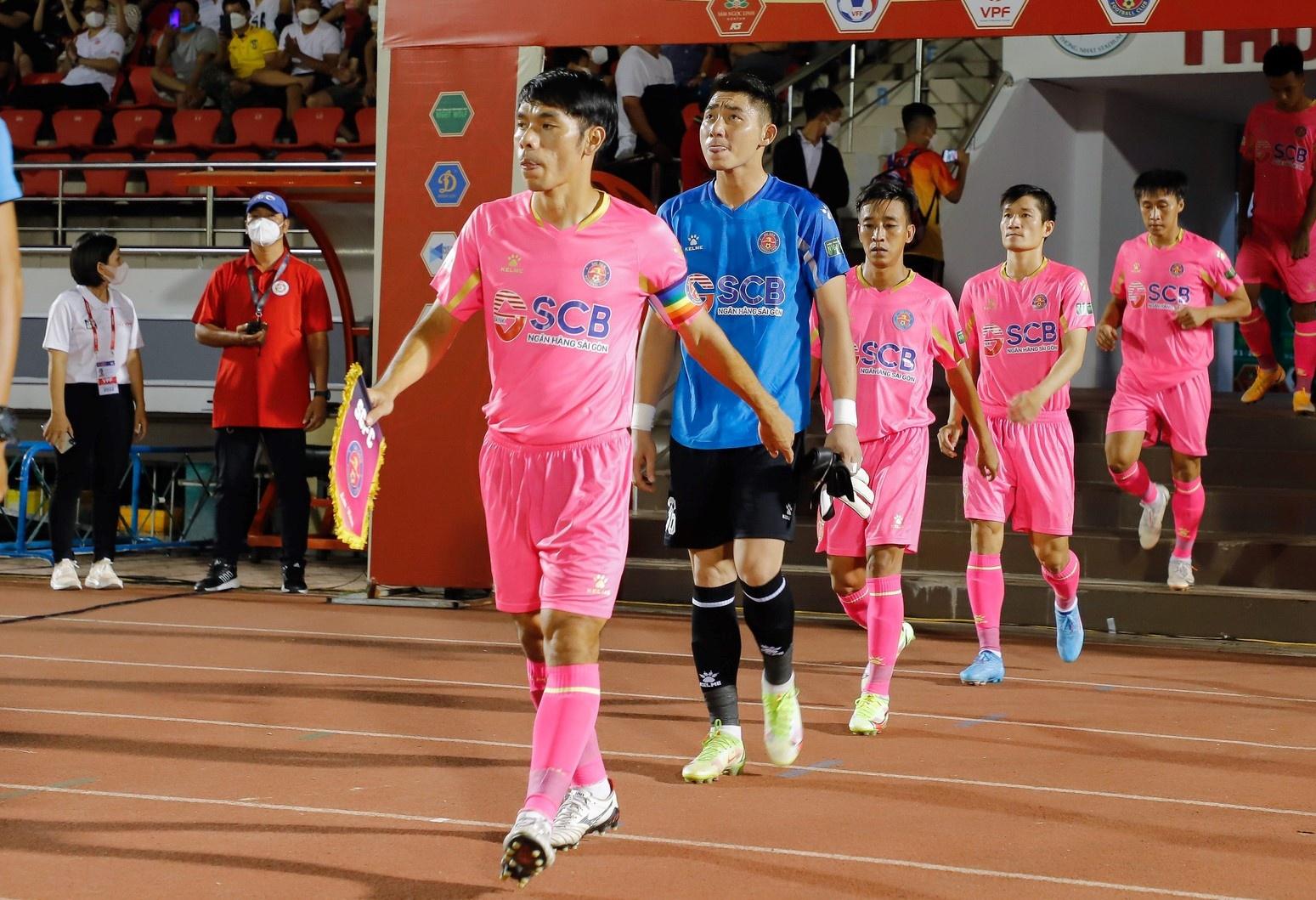 Bình Định lại thắng lớn trong đội hình tiêu biểu vòng 4 V-League - ảnh 3