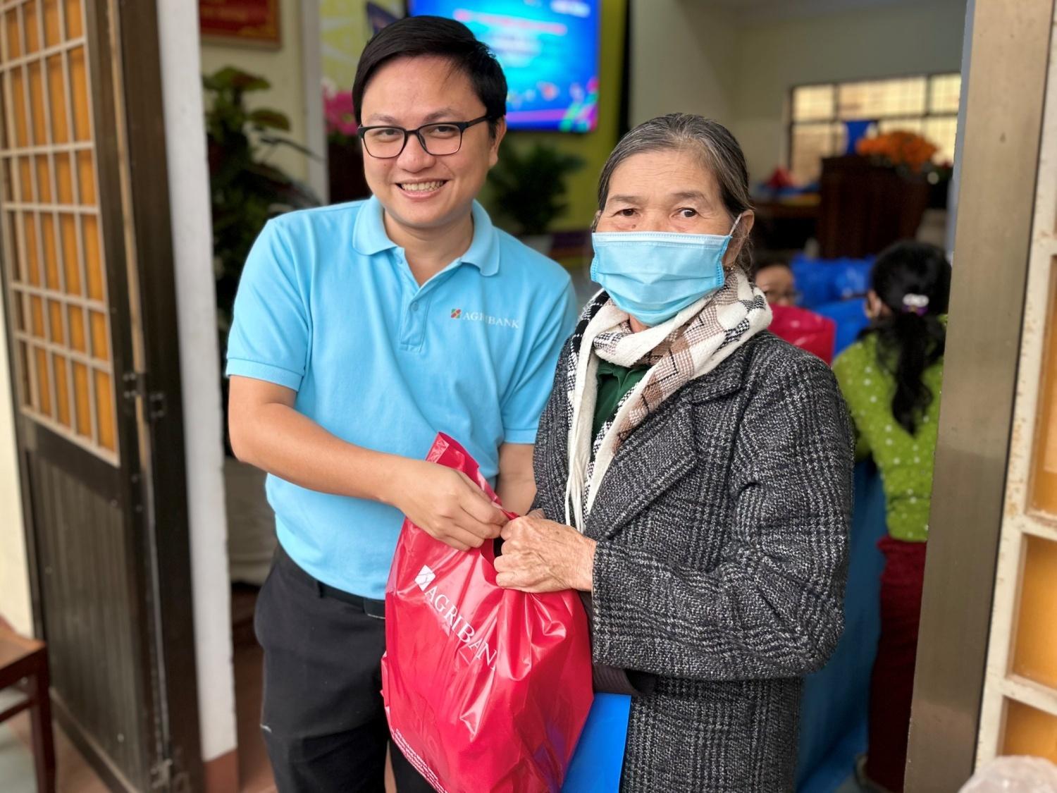 Đồng loạt các hoạt động hưởng ứng Ngày thanh niên cùng hành động tại Bình Định - ảnh 2