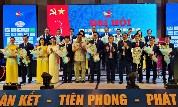 Anh Vũ Hồng Quân được bầu Chủ tịch Hội Doanh nhân trẻ tỉnh Bình Định - Ảnh 1. Anh Vũ Hồng Quân được bầu Chủ tịch Hội Doanh nhân trẻ tỉnh Bình Định - Ảnh 1.