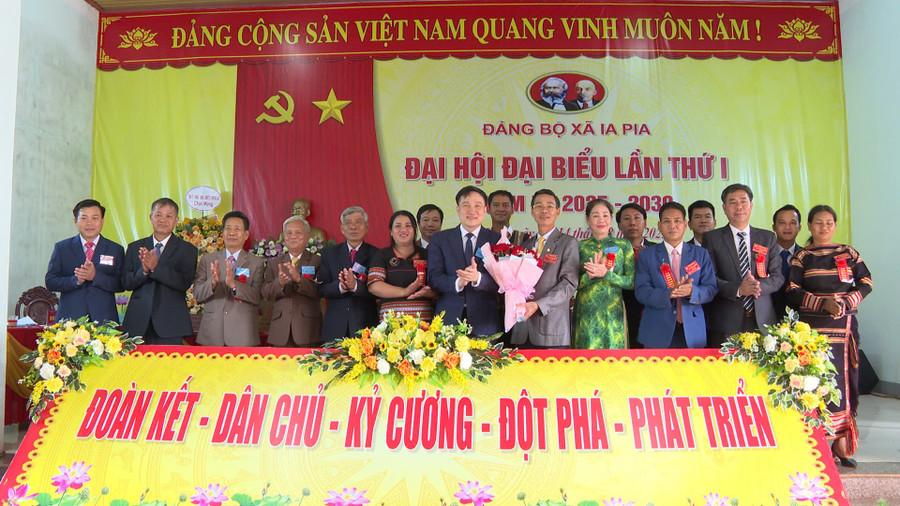 ra-mat-ban-chap-hanh-dang-bo-xa-ia-pia-lan-thu-i-nhiem-ky-2025-2030-anh-ro-lan-vien.jpg