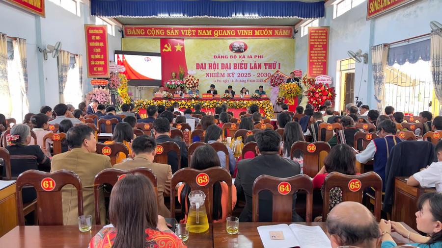 toan-canh-dai-hoi7.jpg
