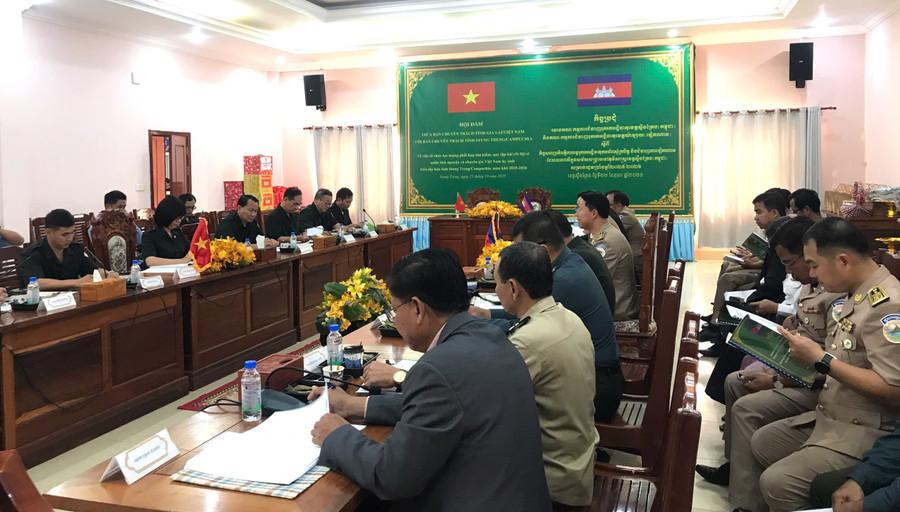 Quang cảnh cuộc hội đàm. Ảnh: Đoàn Bình z7144424544236-b2079ef0f39c7258cd3b24b949401084.jpg