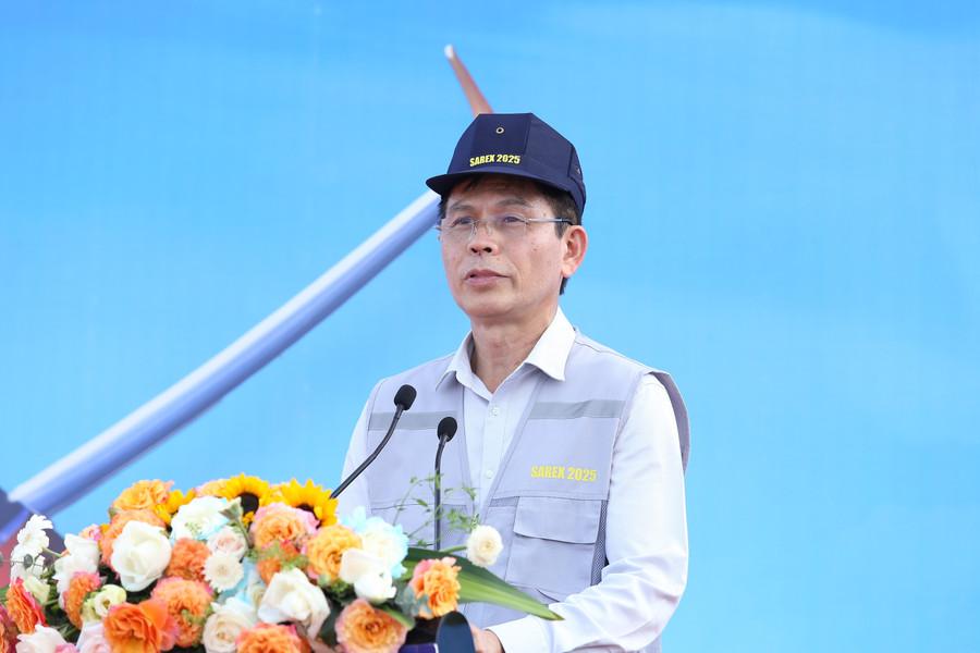 Thứ trưởng Bộ Xây dựng Lê Anh Tuấn biểu dương và đánh giá cao tinh thần trách nhiệm, sự chủ động và phối hợp hiệu quả của các lực lượng. Ảnh: H.P img-6507.jpg