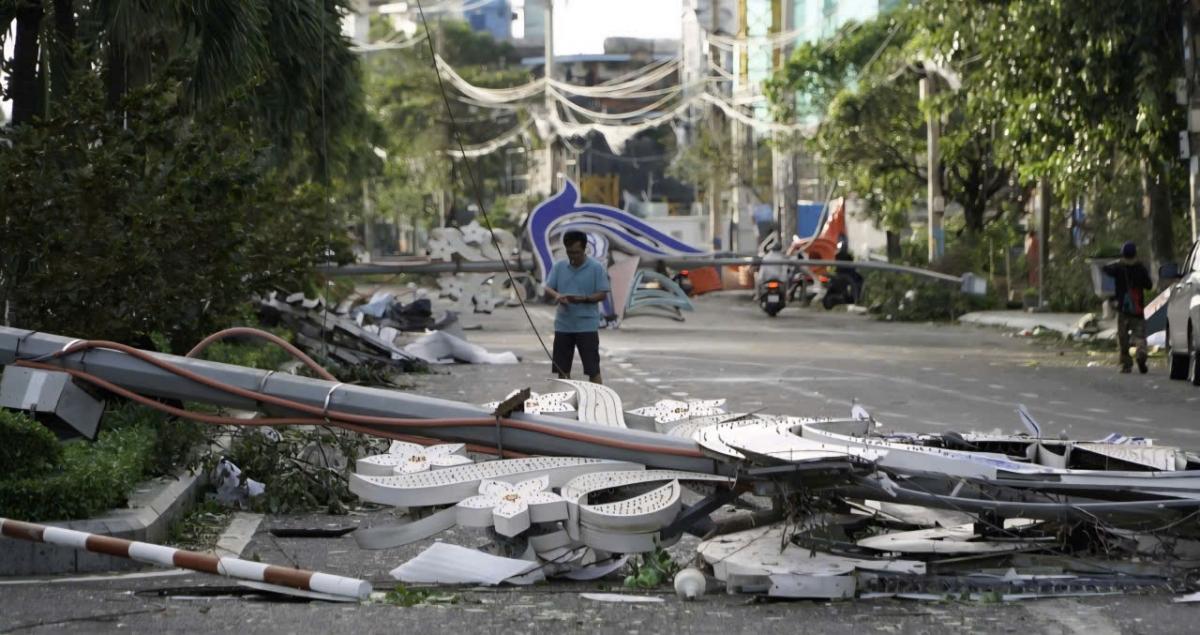 ngổn ngang sau bão, người dân gia lai thấy may mắn vì đã đề phòng cẩn thận hình ảnh 2 ngon ngang sau bao, nguoi dan gia lai thay may man vi da de phong can than hinh anh 2