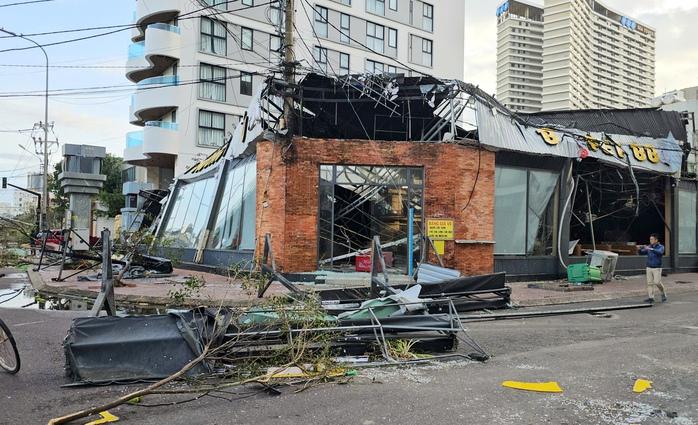 Thiệt hại nặng nề sau Bão số 13 tại gia Lai , người dân khốn khó - Ảnh 9.