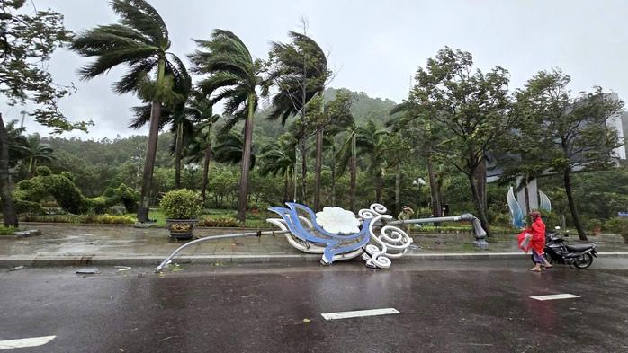 Thiệt hại nặng nề sau Bão số 13 tại gia Lai , người dân khốn khó - Ảnh 1.