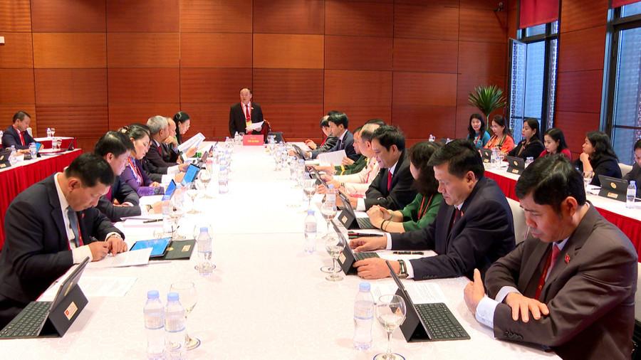 Đồng chí Thái Đại Ngọc chủ trì phiên thảo luận. Ảnh: Q.T 1.jpg