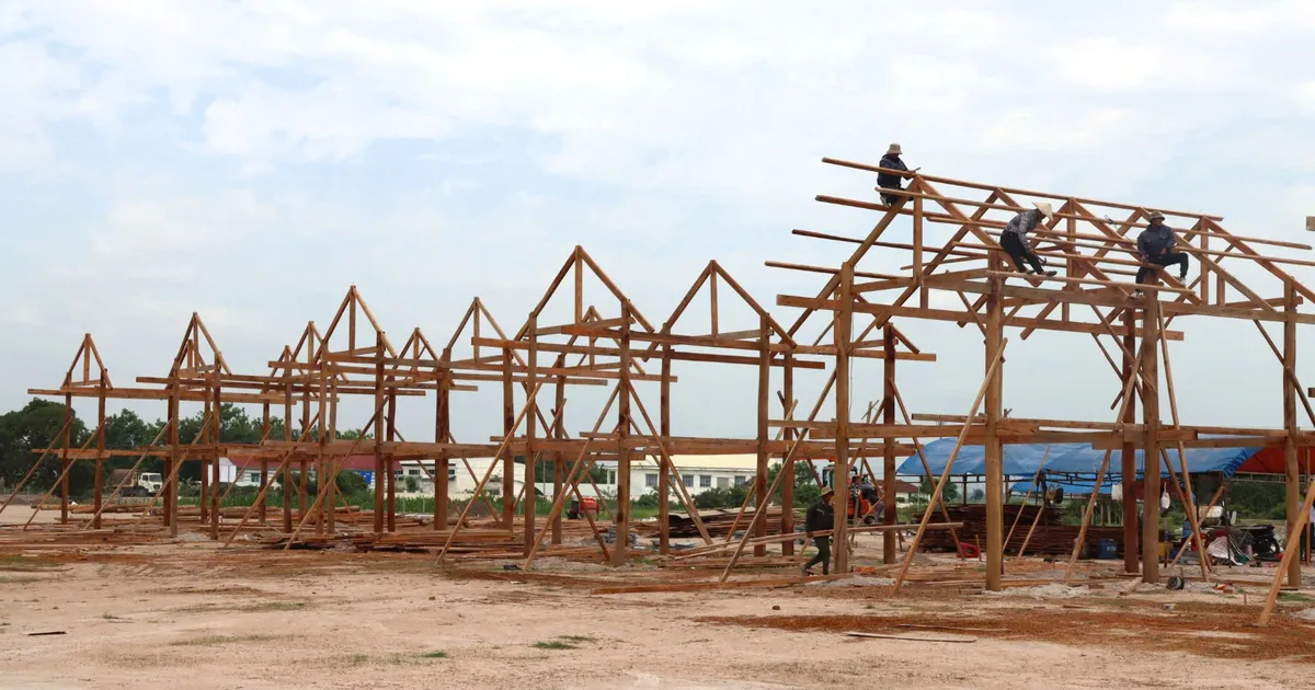Gia Lai: Chiến dịch 100 ngày đêm đưa 207 hộ dân vùng lũ đến nơi ở mới