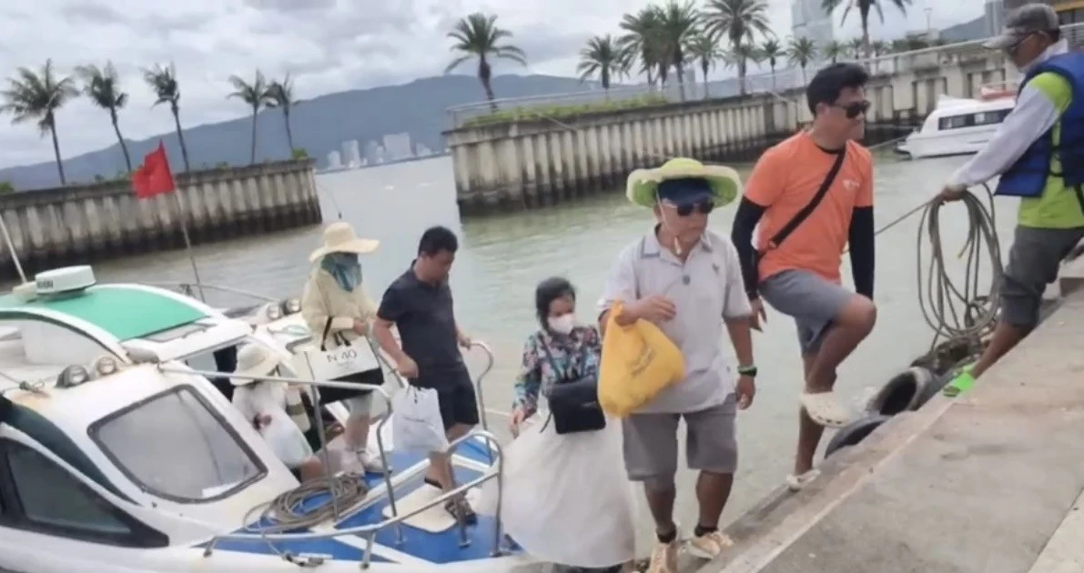 Xử lý nghiêm phương tiện chở quá số người quy định trên tuyến đường thủy