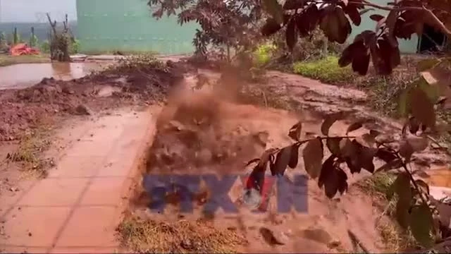 Làm rõ hiện tượng giếng khoan liên tiếp phun khí và nước tại Gia Lai
