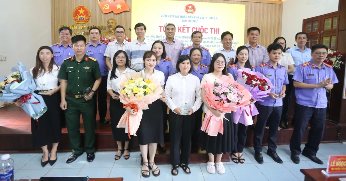 Trao giải cuộc thi tìm hiểu Nghị quyết số 205/2025/QH15 của Quốc hội