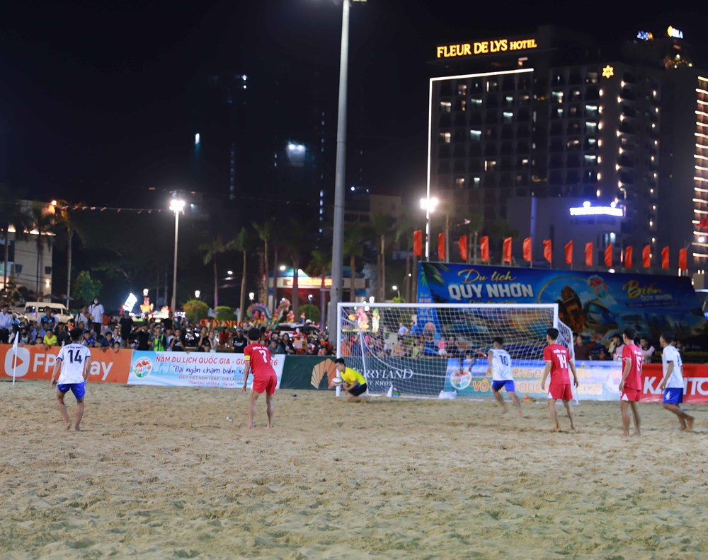 Khai mạc Giải Bóng đá bãi biển Vô địch quốc gia 2026